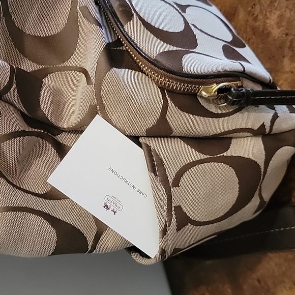 Coach Signature Jacquard Backpack 🎒 - Picture 7 of 11